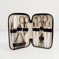 Rodinn� pln� vybaven� 11-d�ln� manik�rn� sada L�da 230402-349 (b�ov� vnit�ek), DUP